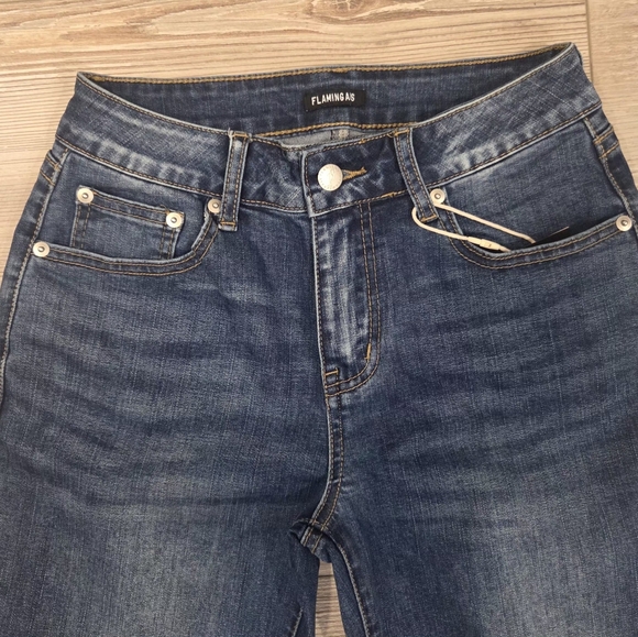 Flamingals Boot-Cut Jeans with Frayed Hem & Detailed Stitching - Picture 3 of 9